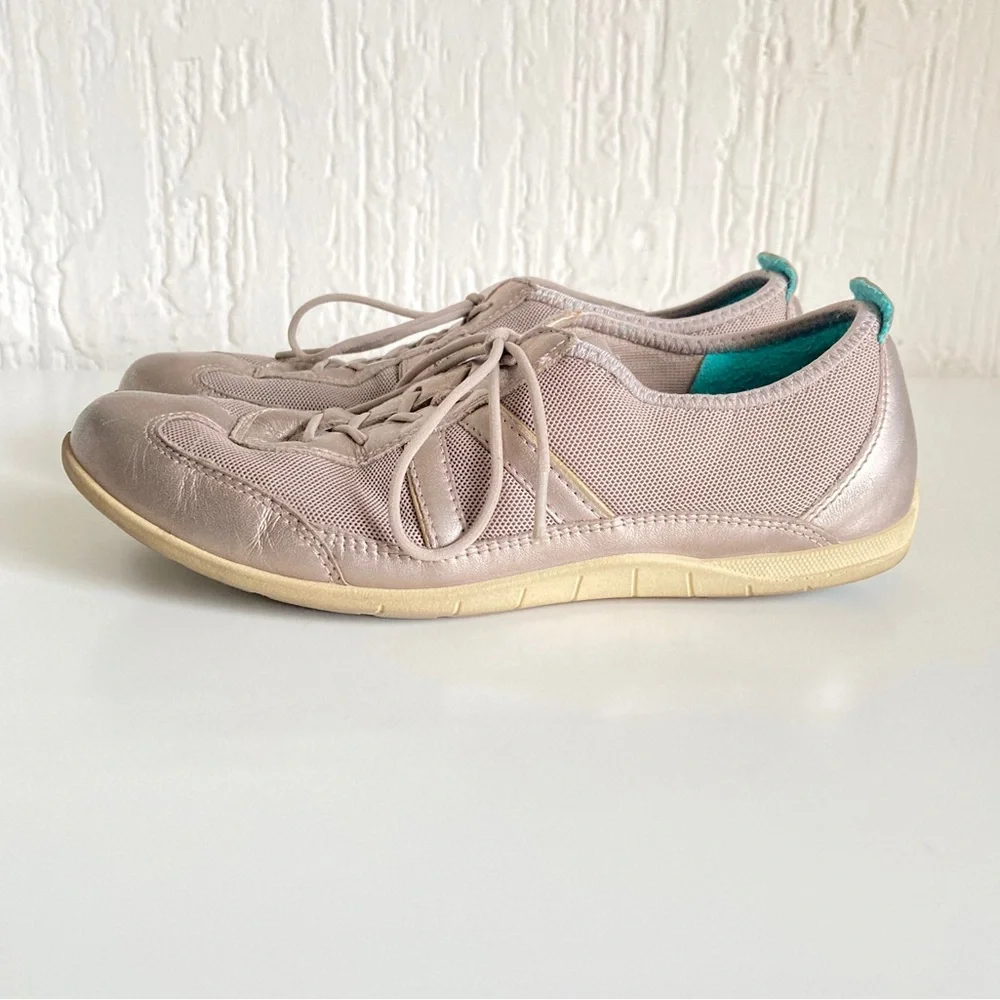 Ecco Sneakers Shoes Size 8